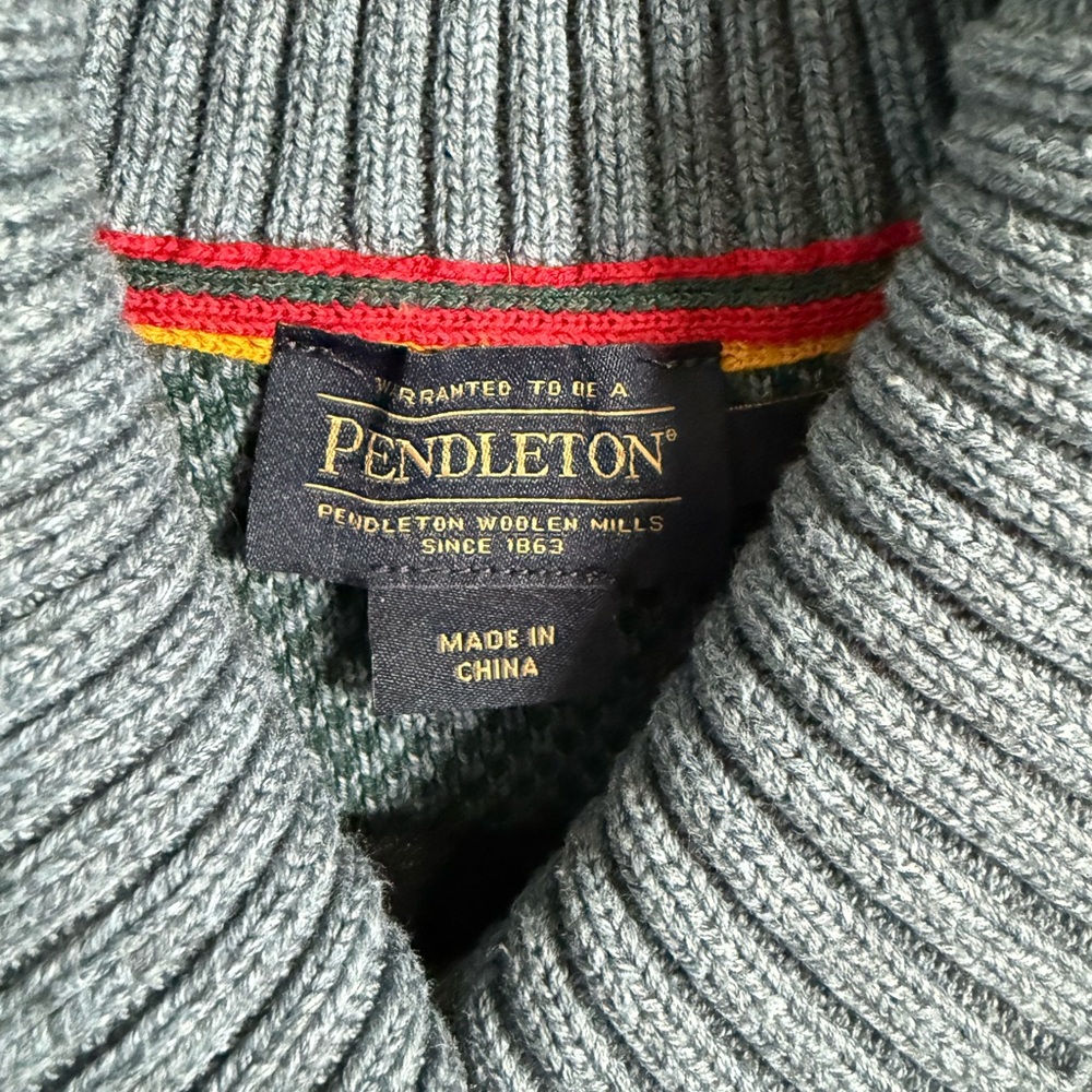 Pendleton Women’s Silver Creek Pullover - Picture 2 of 7